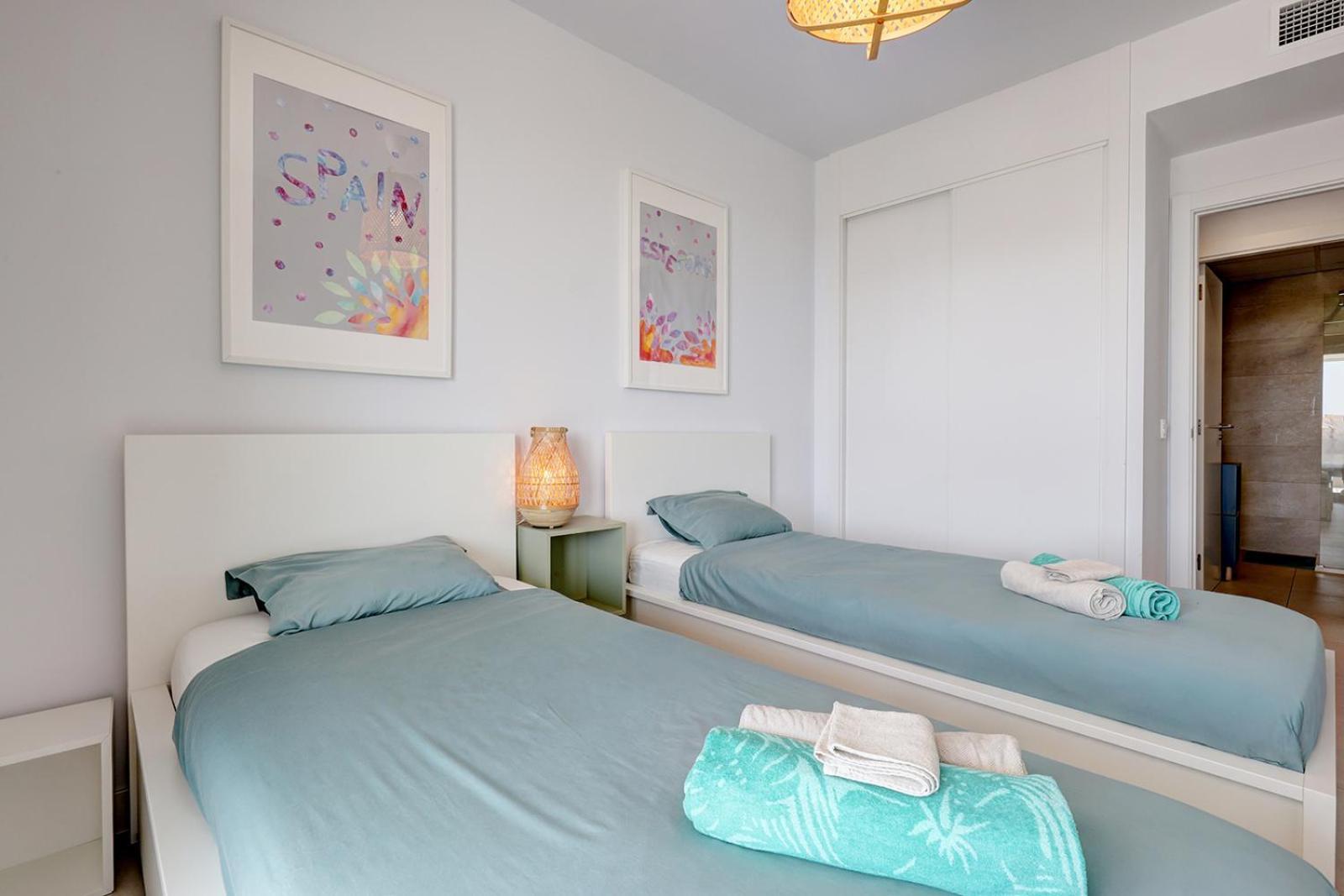 Estepona Place - Spacious Family City Apartment מראה חיצוני תמונה